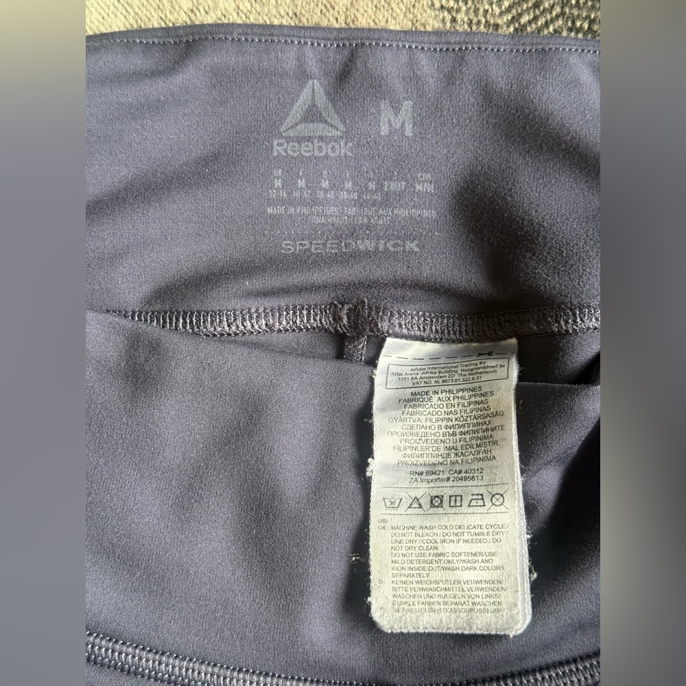 Reebok Les Mills Navy Leggings - Picture 3 of 9